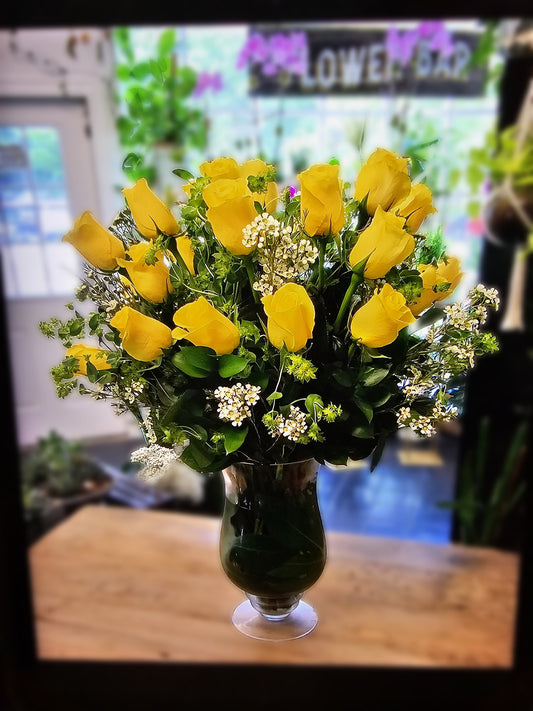 Yellow Roses in Vase (24 roses)