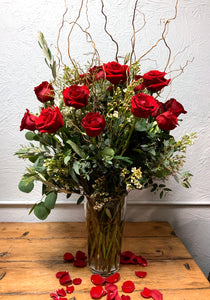 premium Dozen Roses in Vase